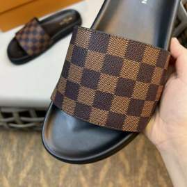 Picture of Louis Vuitton Slippers _SKULVsz38-45mnf01161444